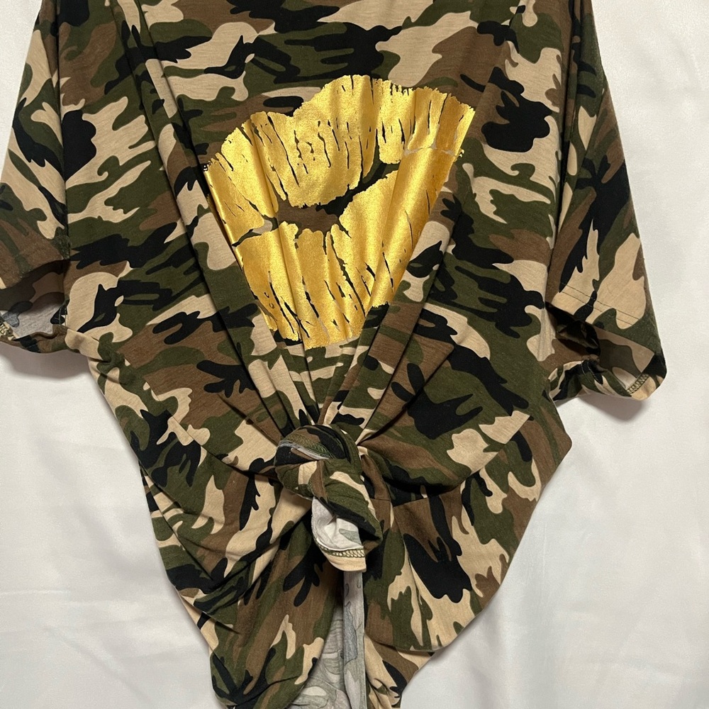 Camo Print Top with Gold Lips